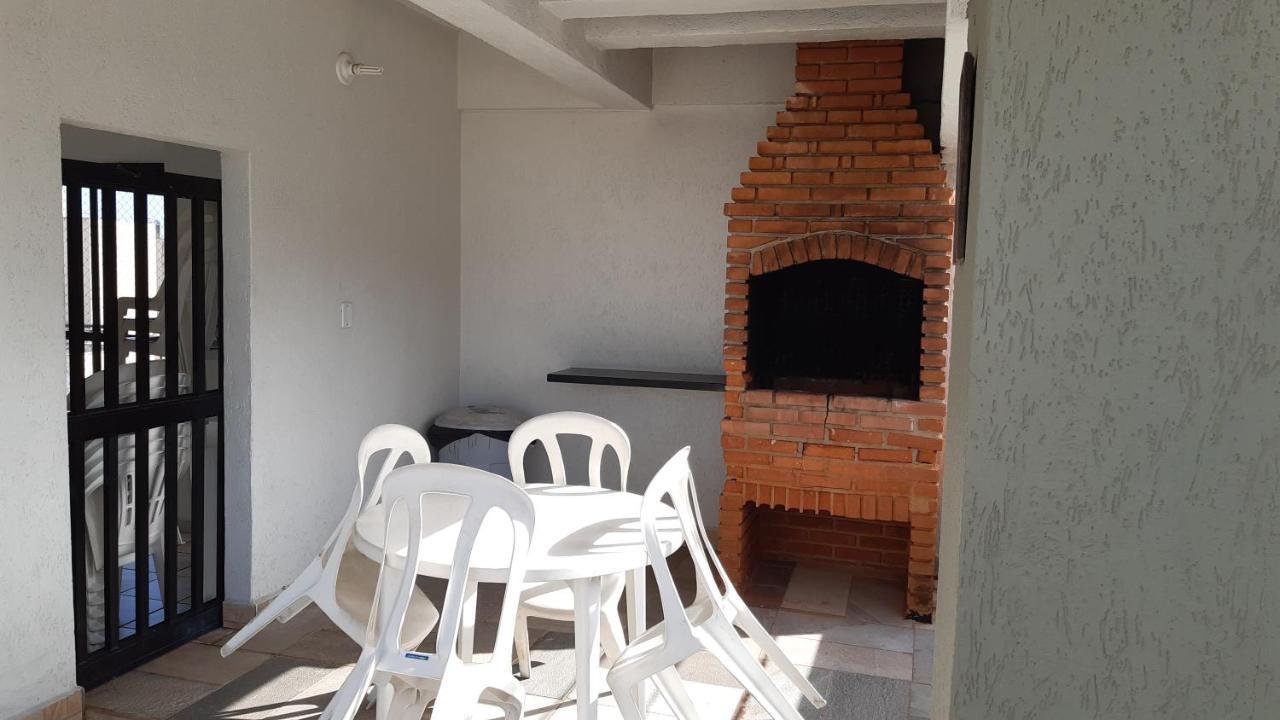 500M Da Praia, Predio Cm Piscina, 1Garagem, Wi-Fi 300 Mbps, Centro De Guaruja, Proximo A Praia E Comercio, Horarios Check-In E Check-Out Flexiveis, Churrasqueira, 외부 사진