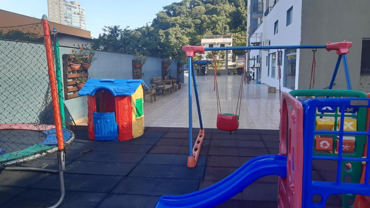 500M Da Praia, Predio Cm Piscina, 1Garagem, Wi-Fi 300 Mbps, Centro De Guaruja, Proximo A Praia E Comercio, Horarios Check-In E Check-Out Flexiveis, Churrasqueira, 외부 사진