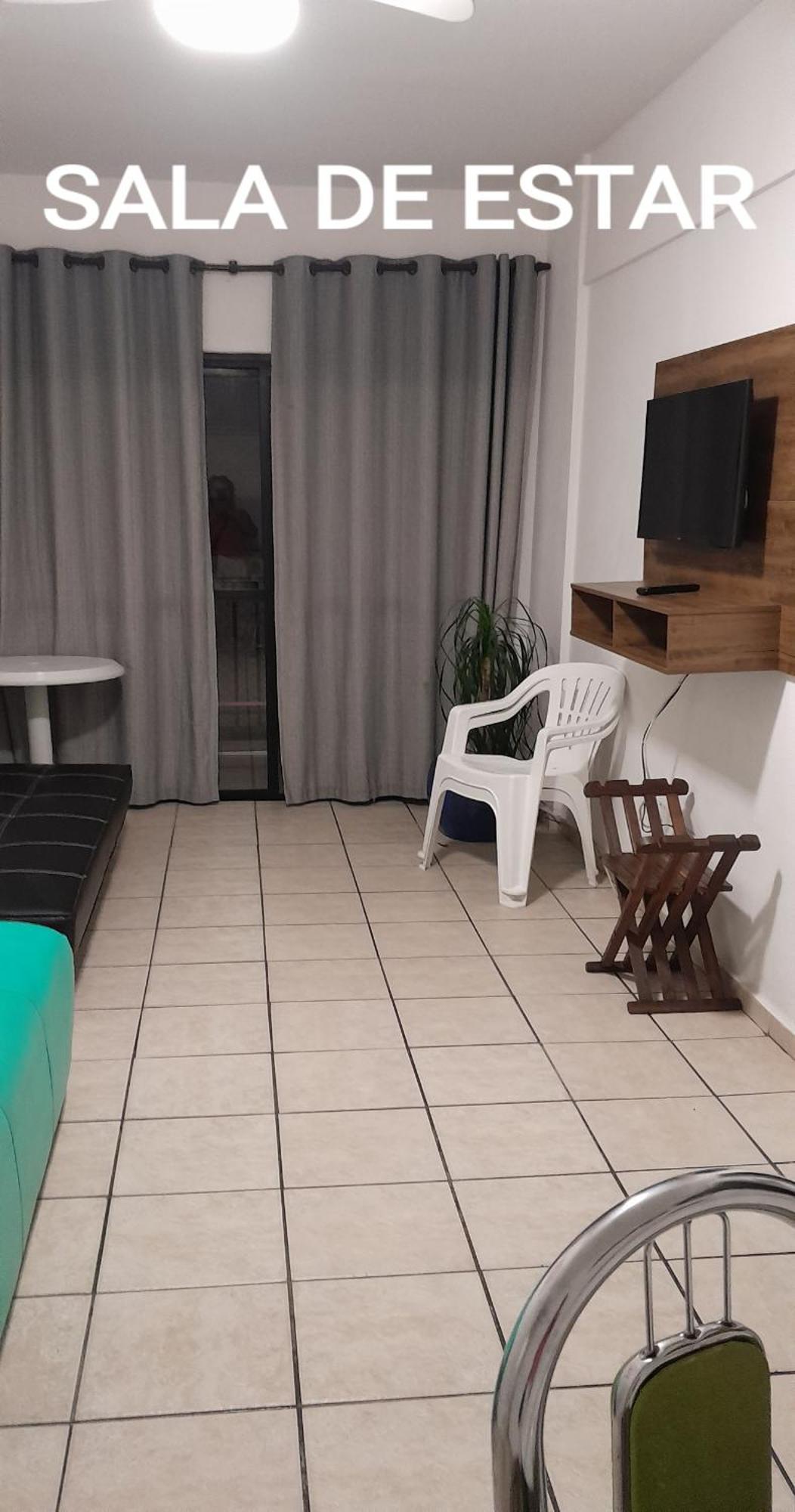 500M Da Praia, Predio Cm Piscina, 1Garagem, Wi-Fi 300 Mbps, Centro De Guaruja, Proximo A Praia E Comercio, Horarios Check-In E Check-Out Flexiveis, Churrasqueira, 외부 사진